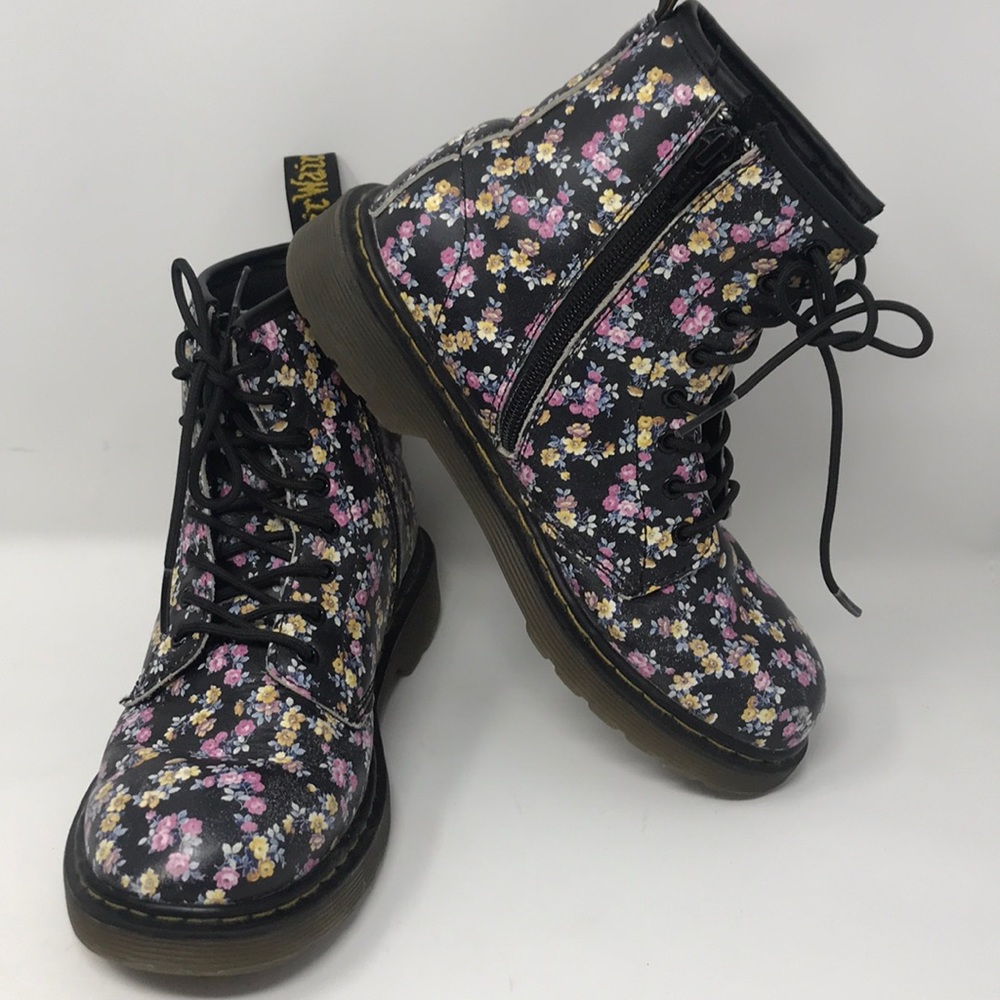 Dr Martens Delaney floral kids US 3/EU 34 boot